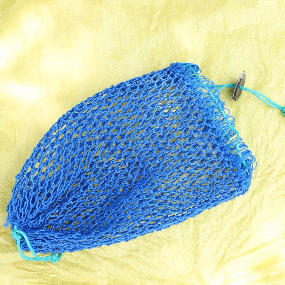 Cheap useful bait bag for fishing