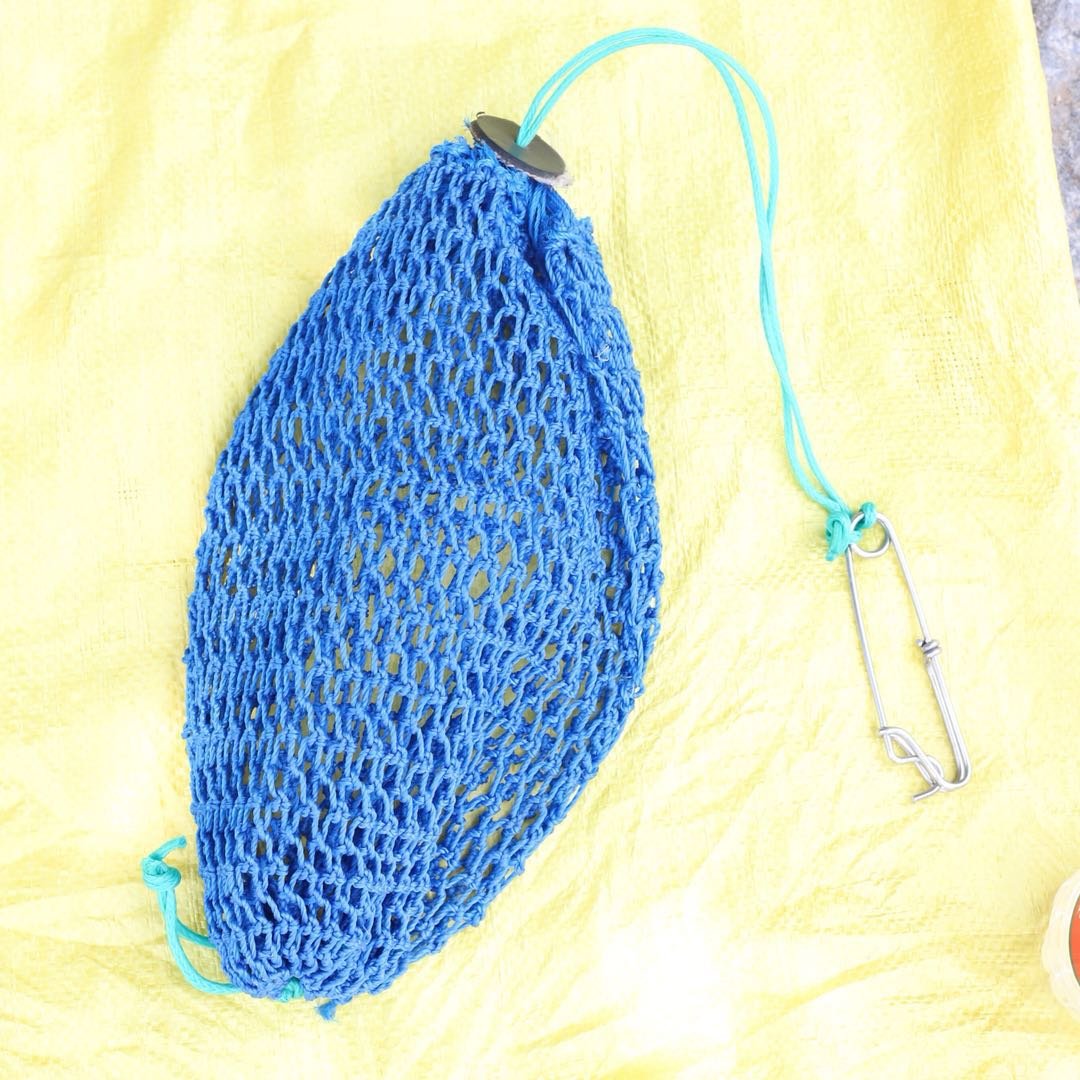 Cheap useful bait bag for fishing