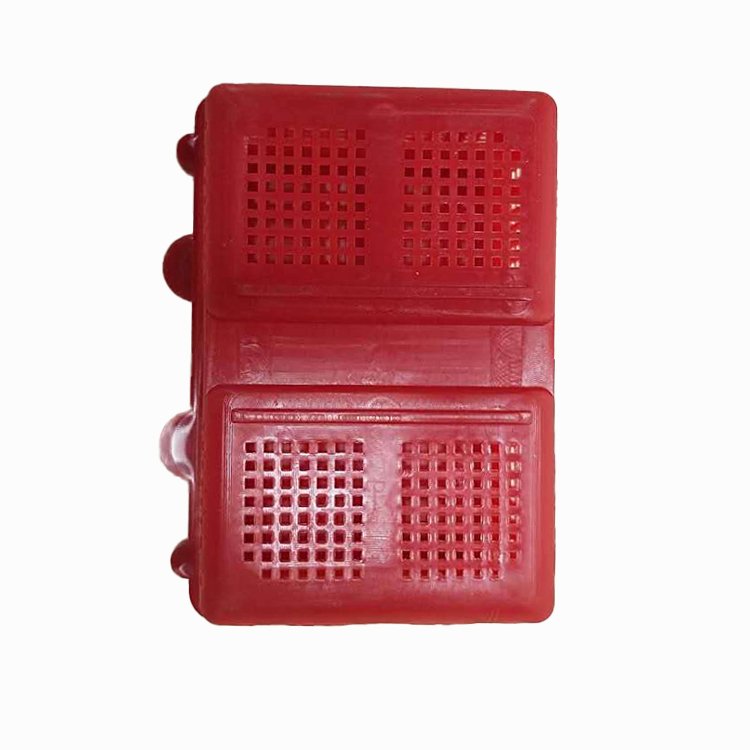 Factory direct Sale Replacement Red Plastic Fishing Vented Crab Bait Box