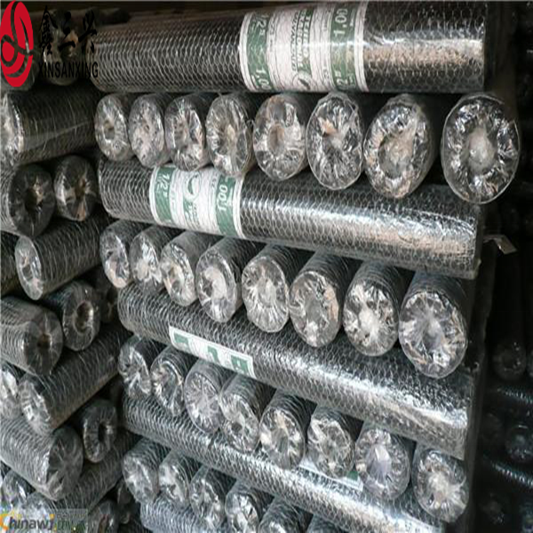 Wholesale Price PVC Coated Hexagonal Wire Mesh Green Plastic Chicken Wire Mesh/Chicken Coop Fencing