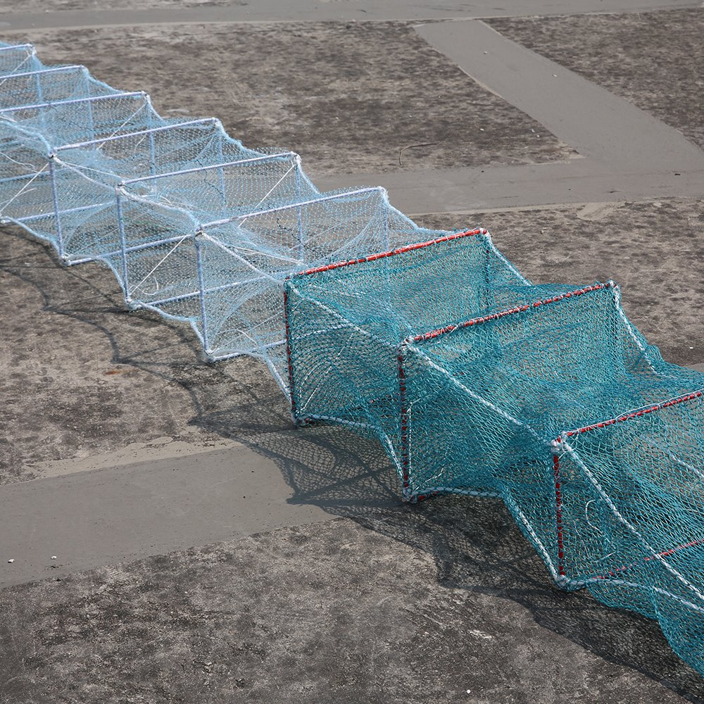 High Quality Long PE Mesh Crayfish Fishing Net Aquaculture Fishing Cage Traps