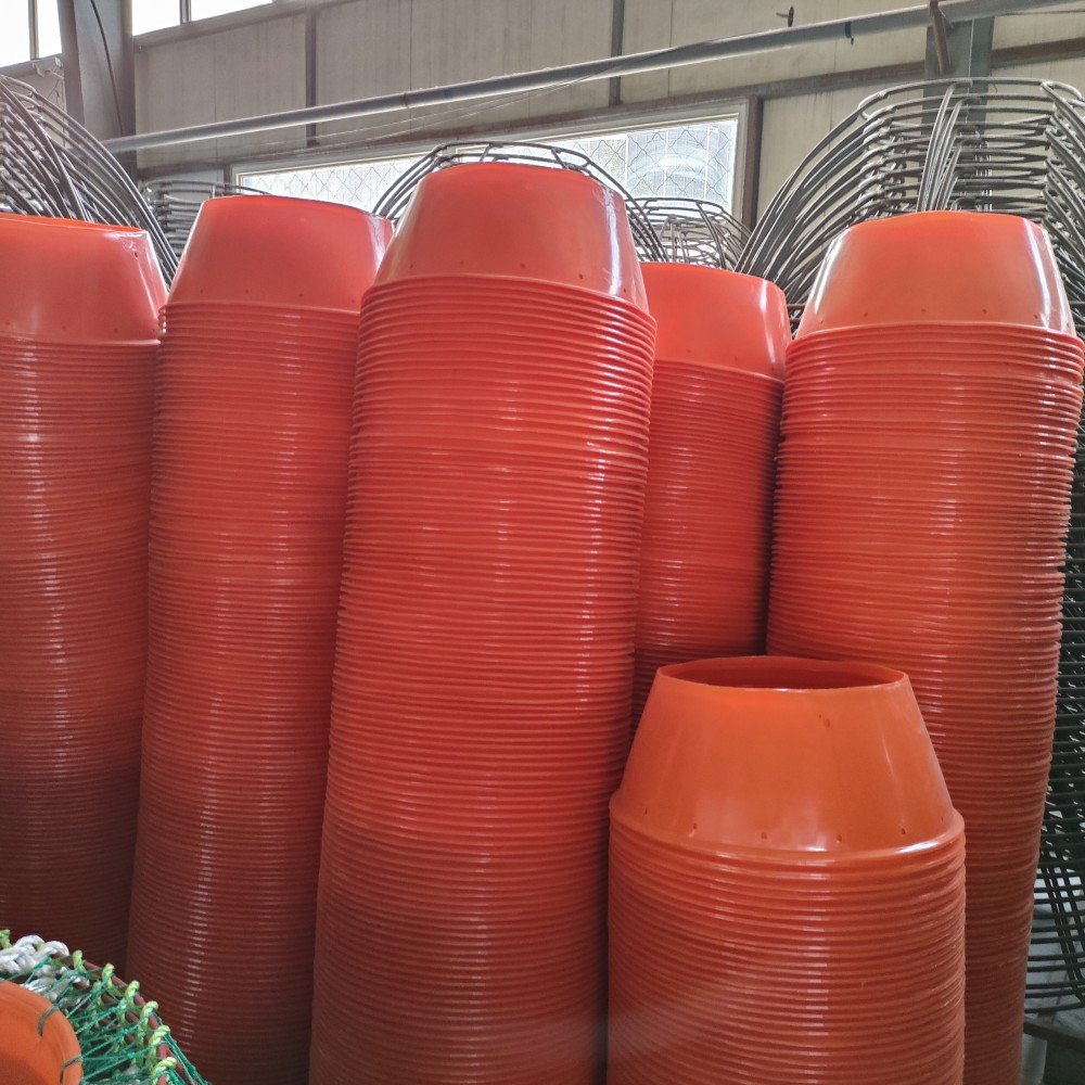 Customized Draft Fluorescence USA market commercial fishing Round Stainless Steel Crab traps Crab Pots