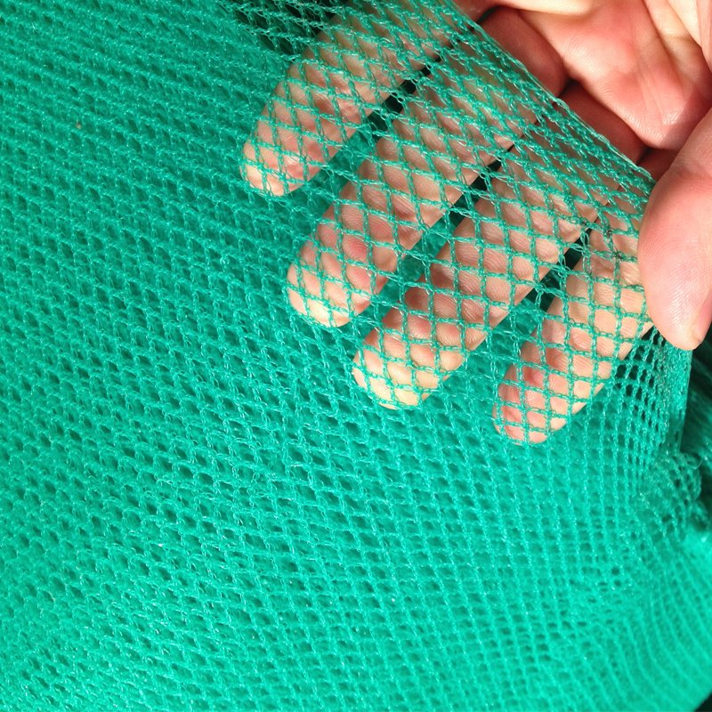 China nylon PE net cage knotless fishing net for fish farming