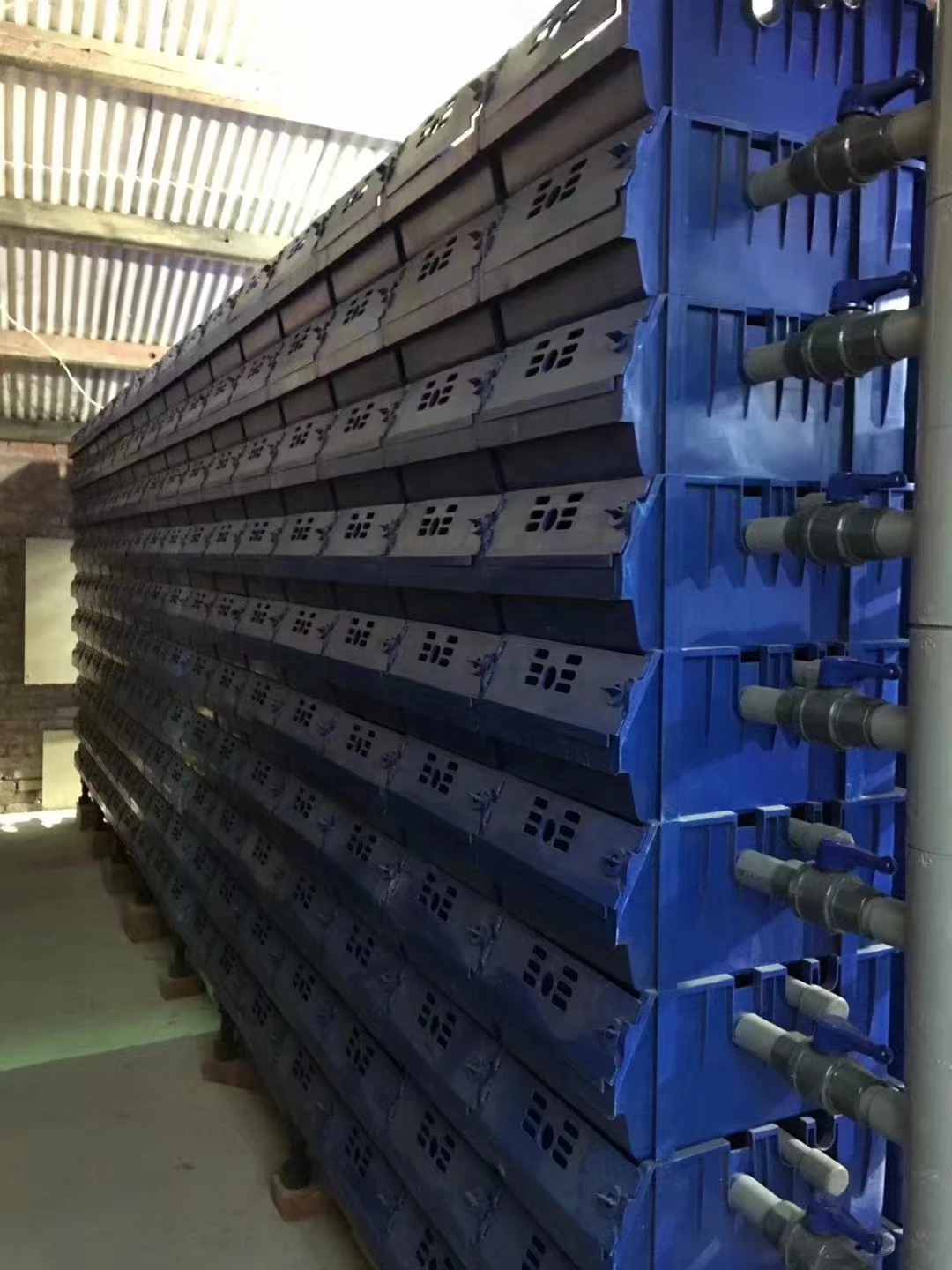 Fishery King Mud Box Farming Indoor Plastic Crayfish Crab Cage System Indoor Vertical Seafood Breeding Crab Grow House for Sale