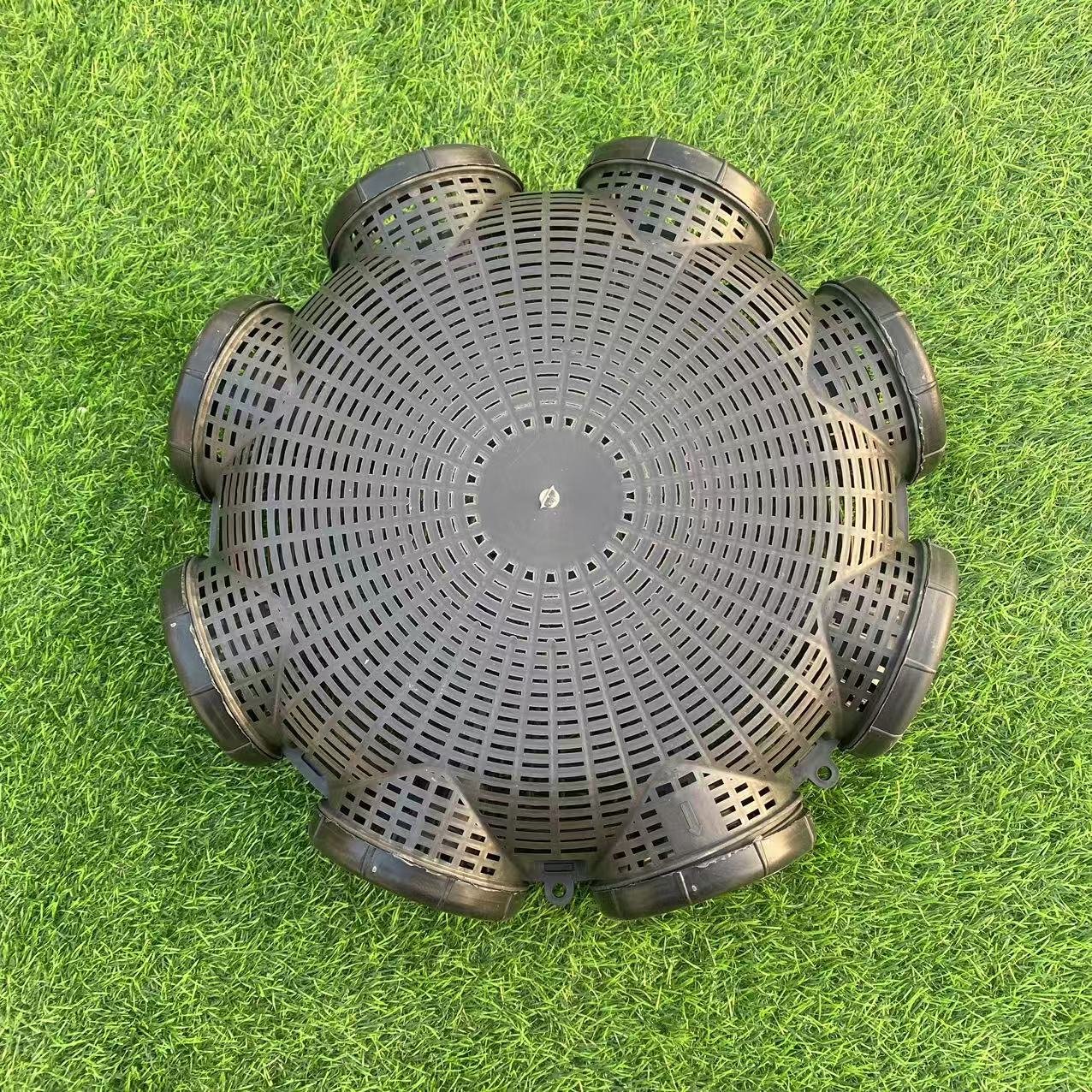 Yellow Eel Shrimp Catcher PP Cage for Fish Crab Lobster Aquaculture Trap 3holes/6holes/8holes round Pattern Plastic Material