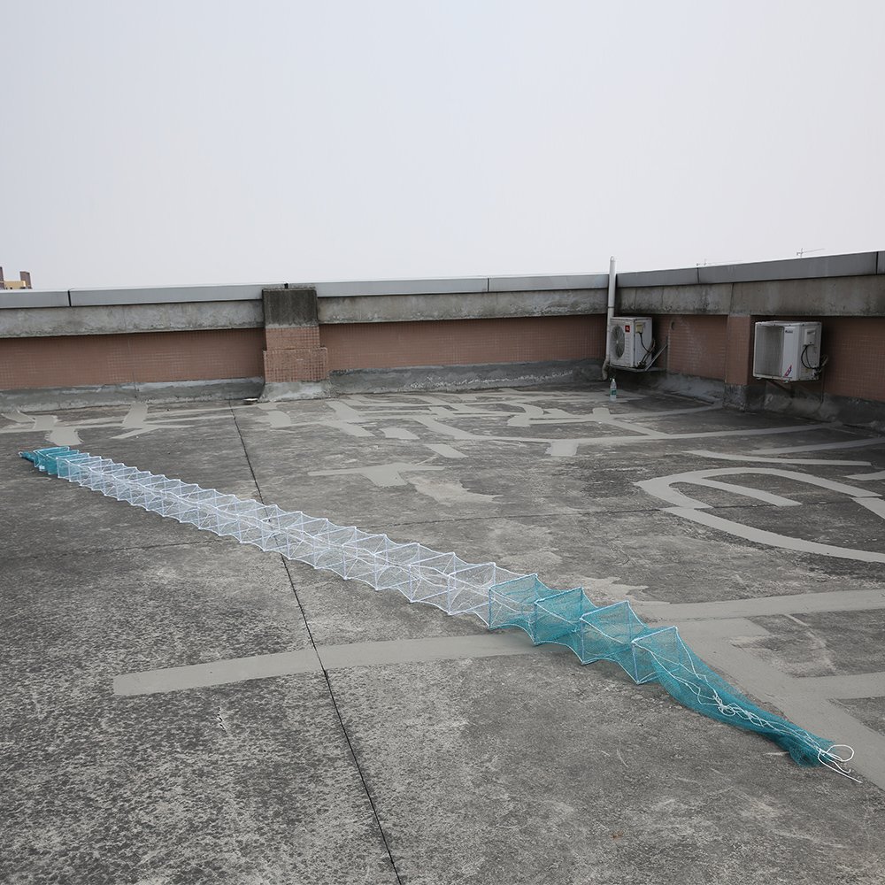 (21cm*32cm*27frames)PE Mesh Fish Pot Crayfish Pot Fishing Net 2021 Hot Selling Nylon Aquaculture Traps Cuboid 10.3m