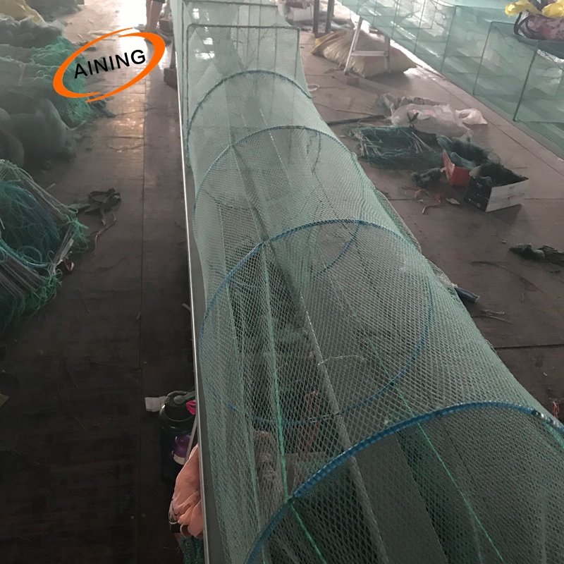 Aquaculture Traps 9.5M length HDPE Long Fishing Trap Crab Shrimp Lobster Creel with an zipper opening Plastic Coated Wire