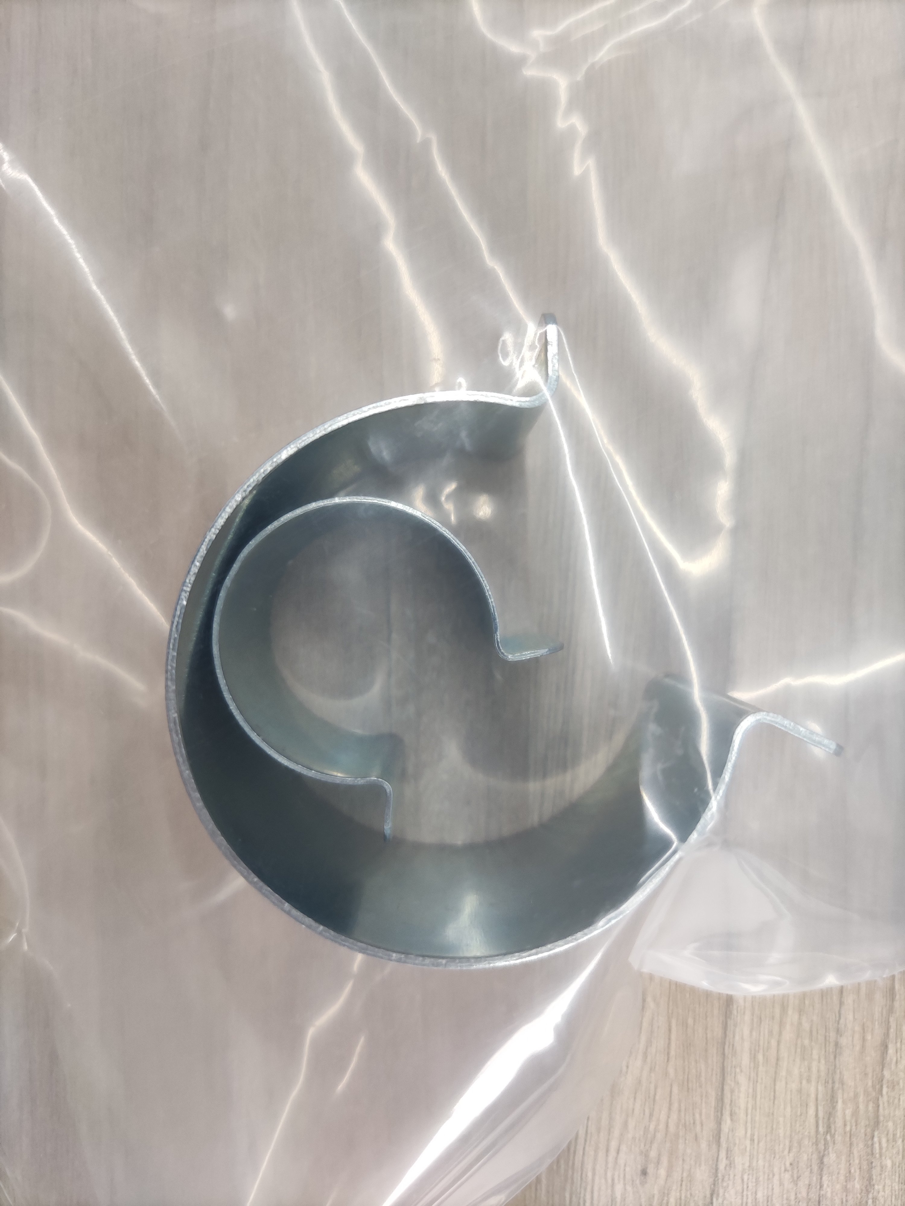 Agriculture poly tunnel blueberry greenhouse accessories 20 25 32 48 60 arch hoop pipe film locking Omega metal clamp round clip