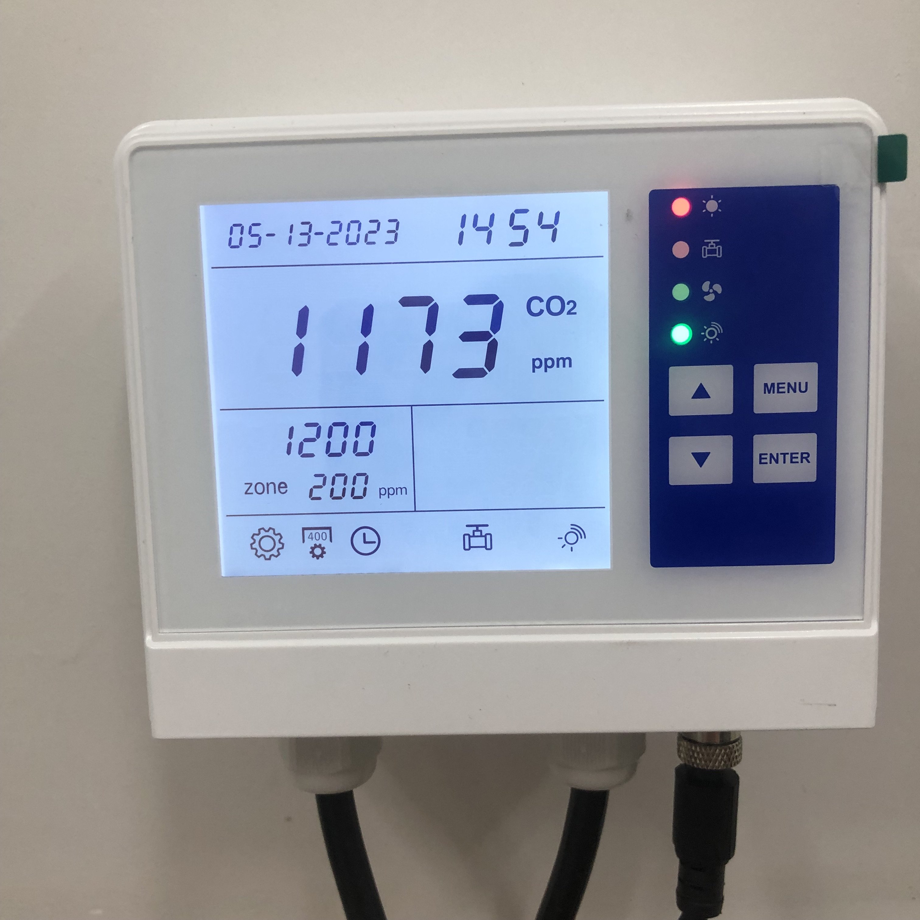 CO2 controller Carbon dioxide IAQ monitor controller with Relay function for greenhouse farm building