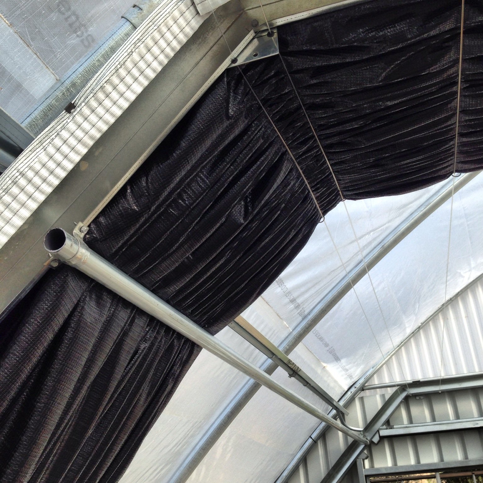 ONE-one Agriculture large green house metal frame multispan vegetables growing tunnel multi span film greenhouse