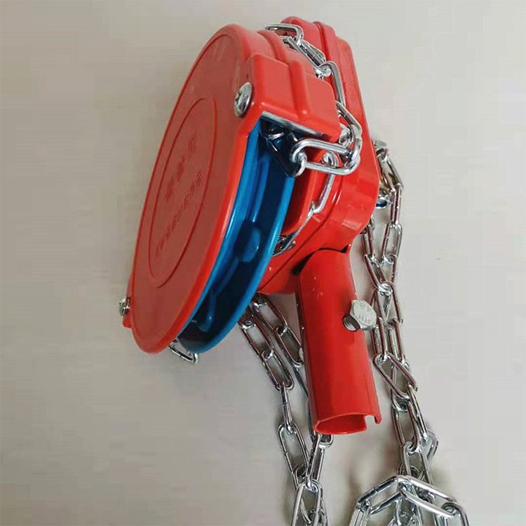 Baolida Light Dep Greenhouse Blackout Plastic Manual Roll Up Roller Greenhouse Top Film Chain Crank Winch
