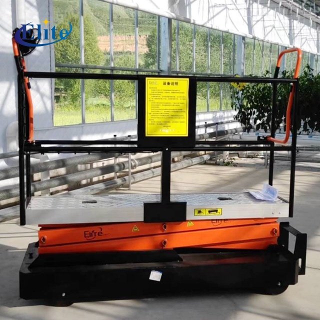 Elevating greenhouse picking cart for greenhouse crop harvesting