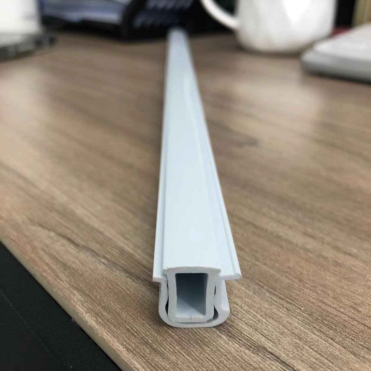 Popular agricultural greenhouse 1mm 1.5mm aluminum rail lock single profile for double layer inflatable film with pvc clip