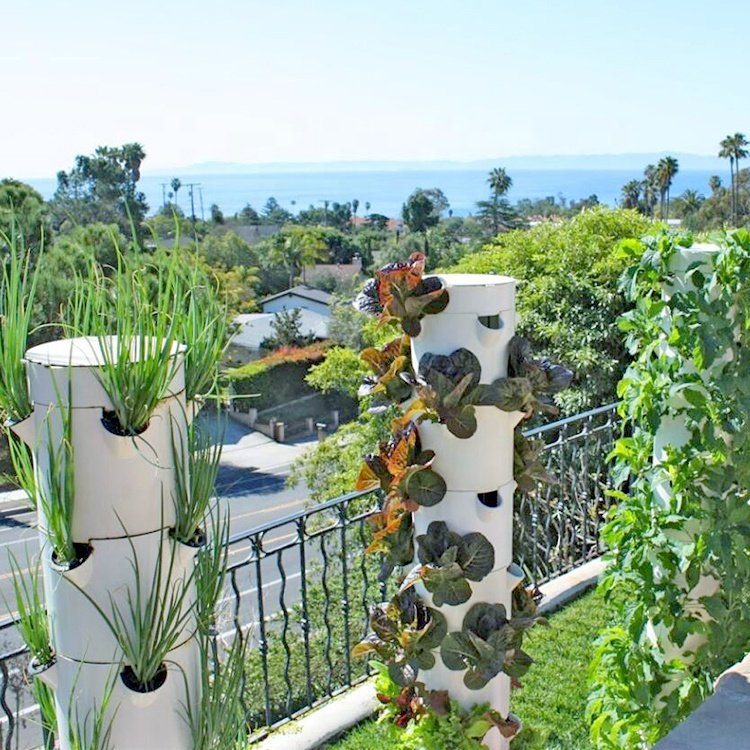 Aeroponic system hydroponic vertical garden grow tower growing vegetables herbs plastic column tower system greenhouse farming