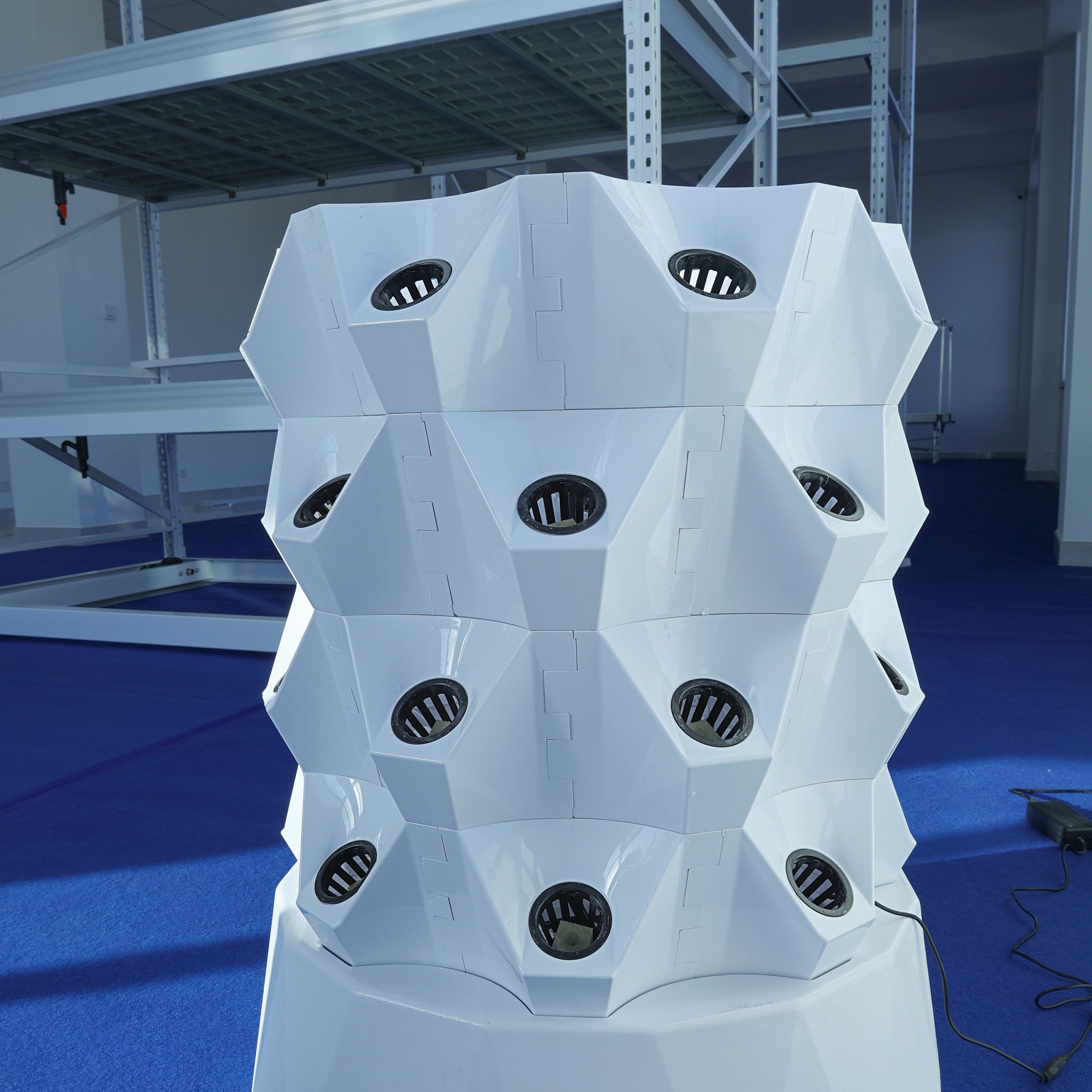 Aeroponic growing towers hydroponics vertical garden systems