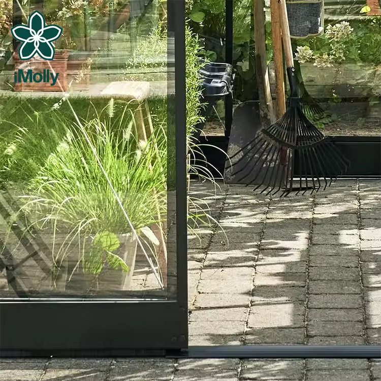 Wholesale 8Ft Polygon Greenhouse Garden Withstand Wind Glass Mini Garden House Single Door Walk-In Greenhouse For Outdoors
