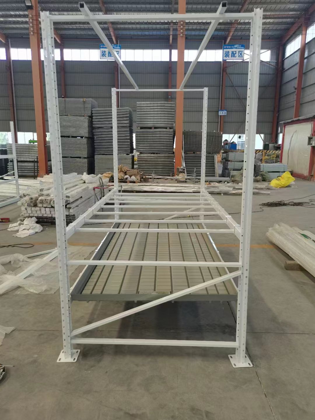 Agricultural tomato hydroponic greenhouse indoor 4x8 movable ebb and flow rack trellis seedbed tray grow table rolling bench