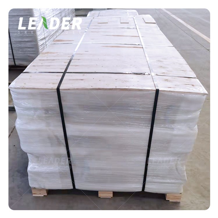 Low Cost Customized 4X8ft Ebb And Flow Growing System Movable Rolling Nursery Bench For Thailand Market Hemp Grow Rolling Bench