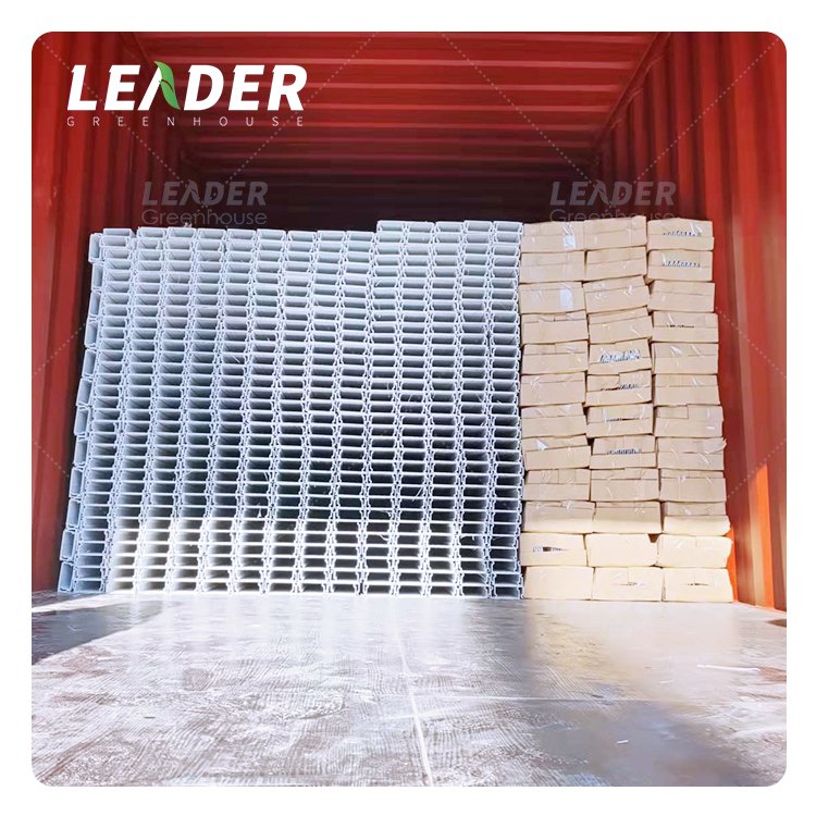 agriculture greenhouse lettuces grow water circulation NFT gutter 100x50 mm channel with connector and end sleeve