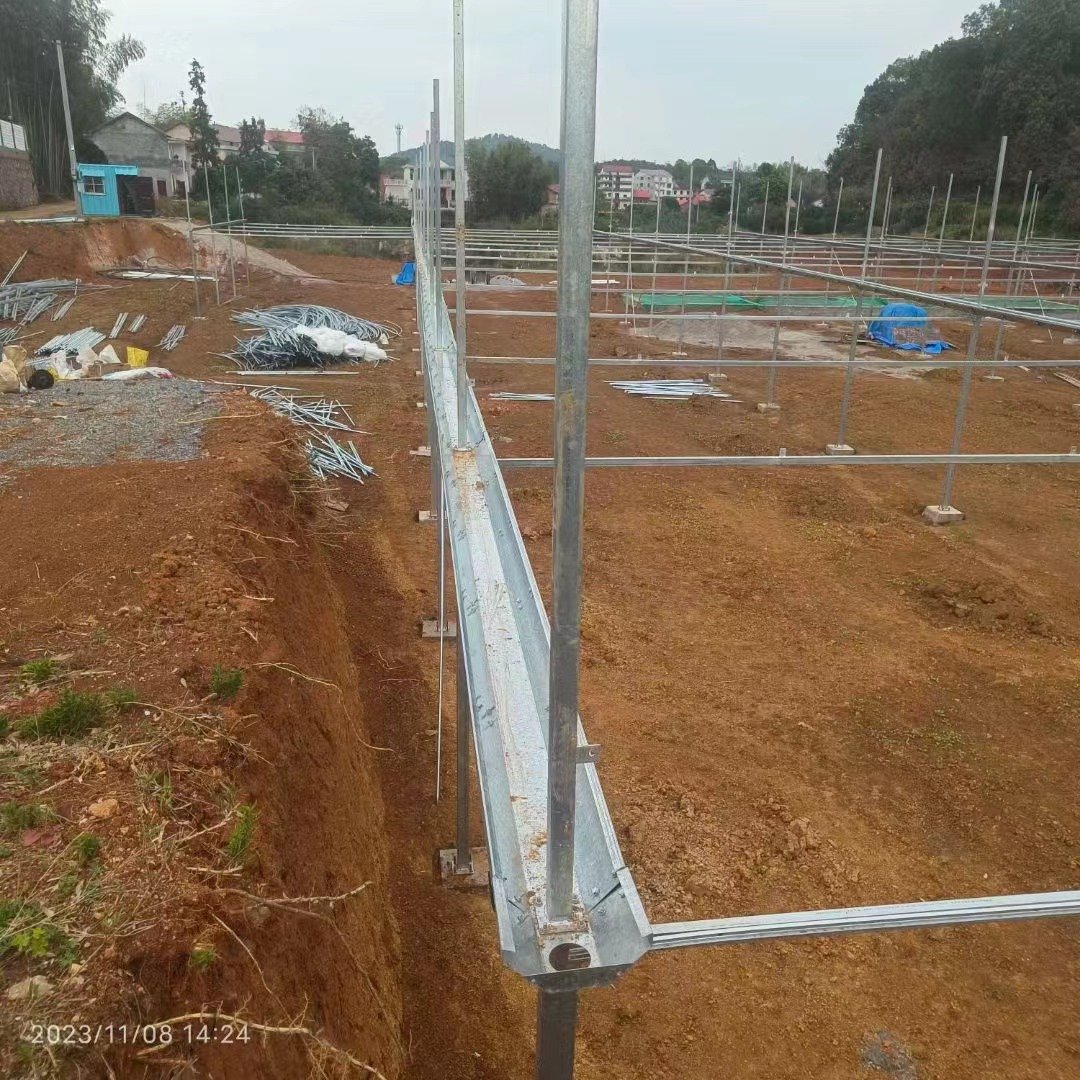 Wholesale New Design Rain Gutters Drains Hot Dip Galvanized Agricultural Greenhouse Drainage System