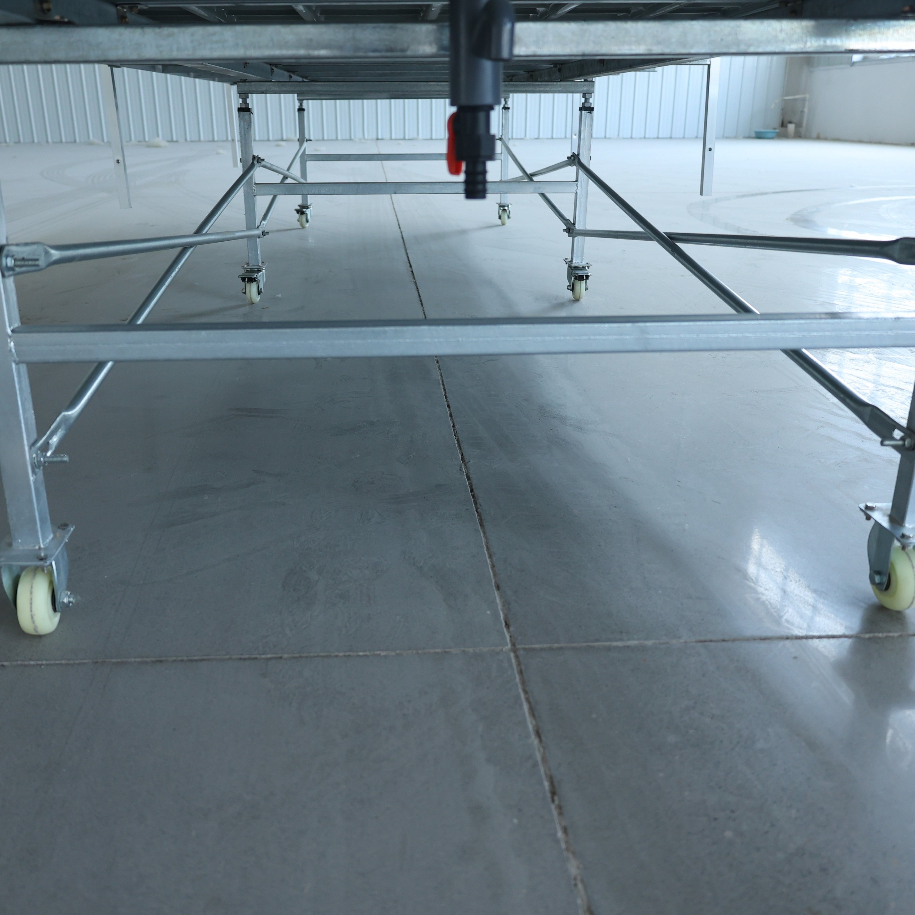 Plastic Flood Tray Ebb And Flow Low Tide 4x8 Flood Table With Rolling Benches