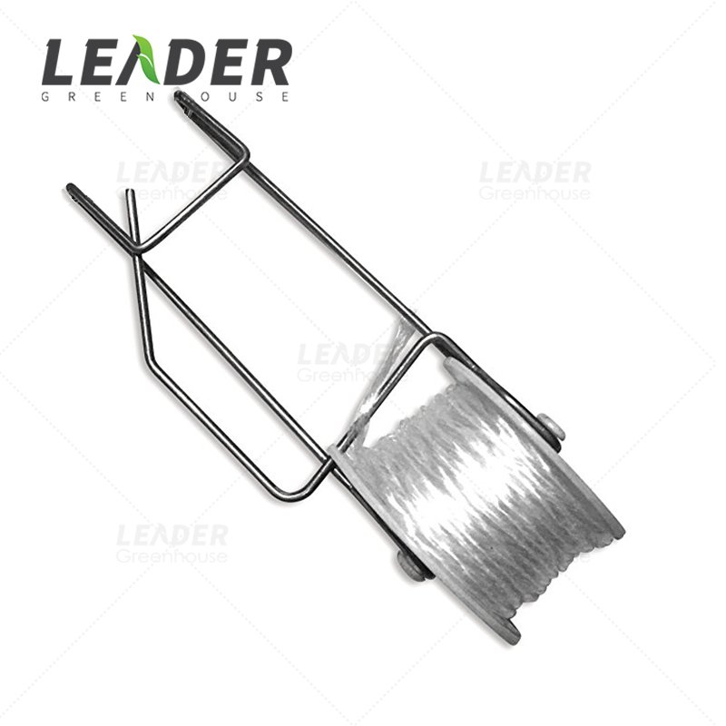 High quality tomato cucumber planting support trellis hanging roller hook with 12m white twine rope for agricultural greenhouse