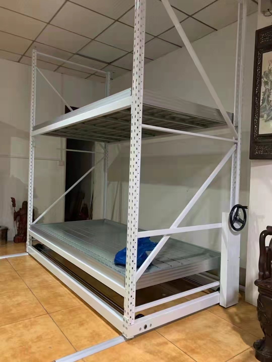 Agricultural hydroponic greenhouse indoor planting heavy duty 4x8 2 tiers mobile rack system ebb and flow rolling bench on track