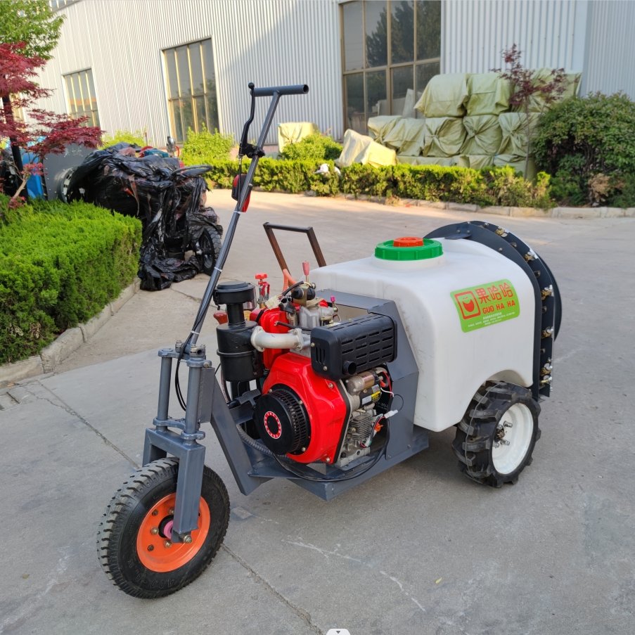 200 Liter self propelled sprayer agriculture greenhouse sprayer a pesticide sprayer for farm