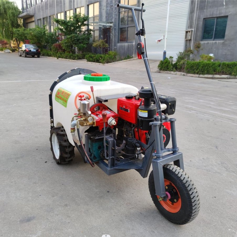 200 Liter self propelled sprayer agriculture greenhouse sprayer a pesticide sprayer for farm