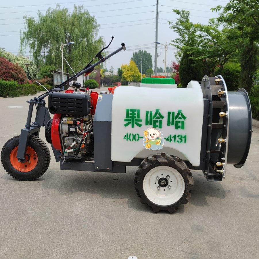 200 Liter self propelled sprayer agriculture greenhouse sprayer a pesticide sprayer for farm