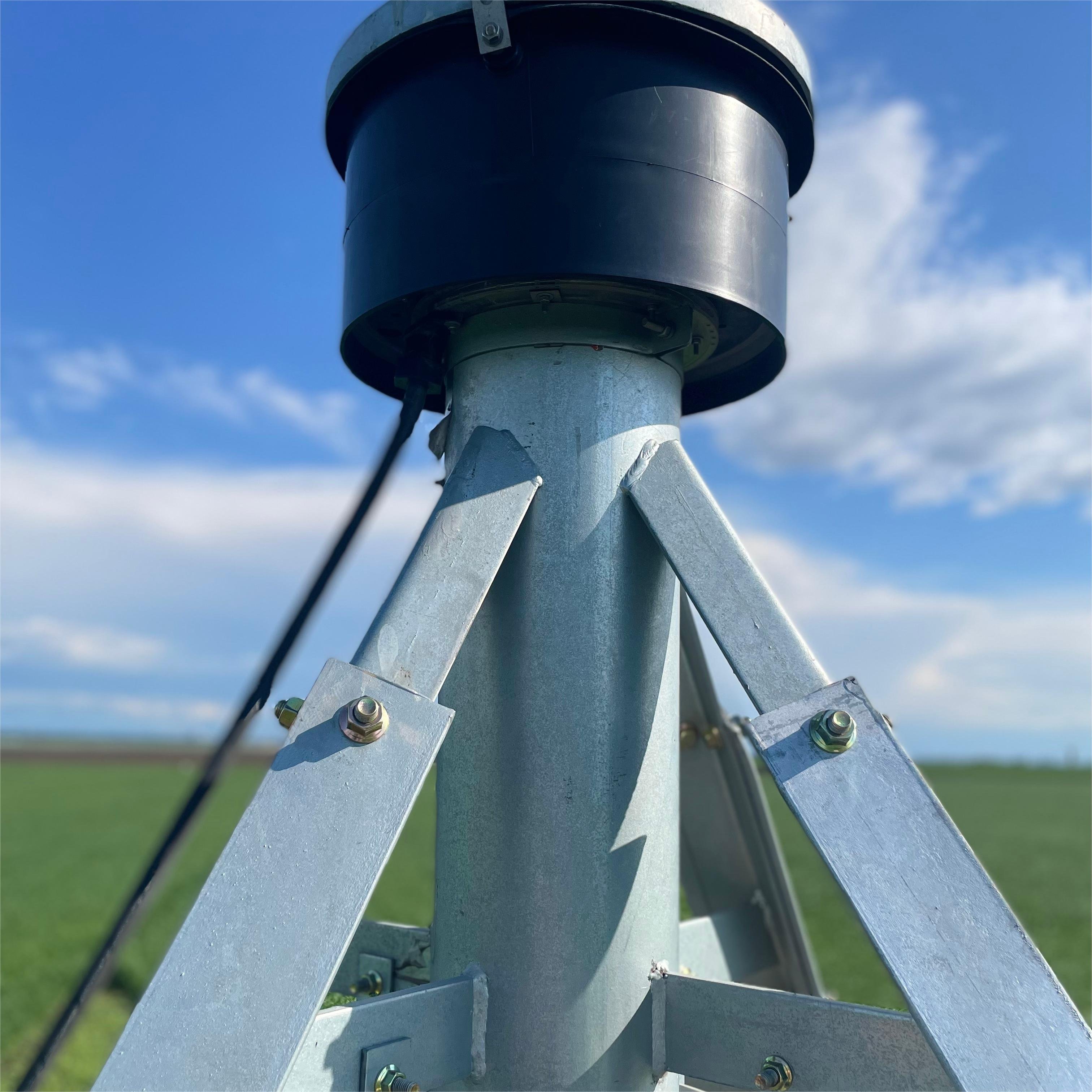 2024 Best Selling Agricultural Large Pivot Irrigator high efficiency Centre Pivot Irrigation System