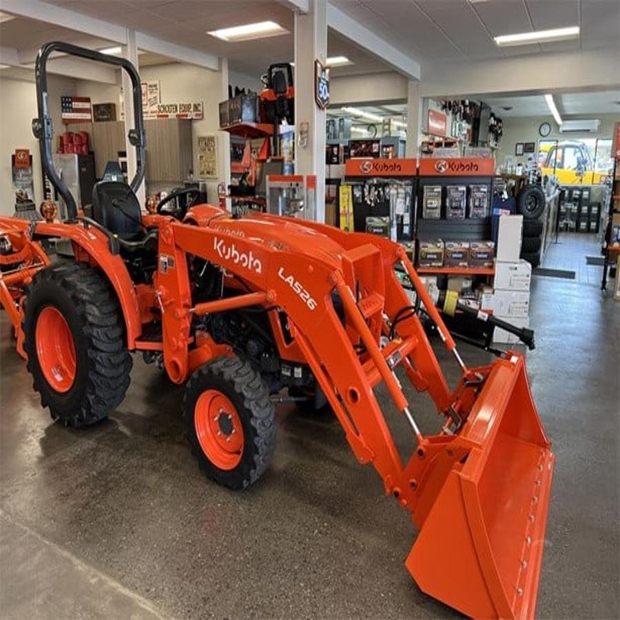Kubota Tractor LA526 Diesel Engine 51.5KW Power 4x4 Four Wheel Drive Agricultural Tractor Wholesale Best Price for Sale