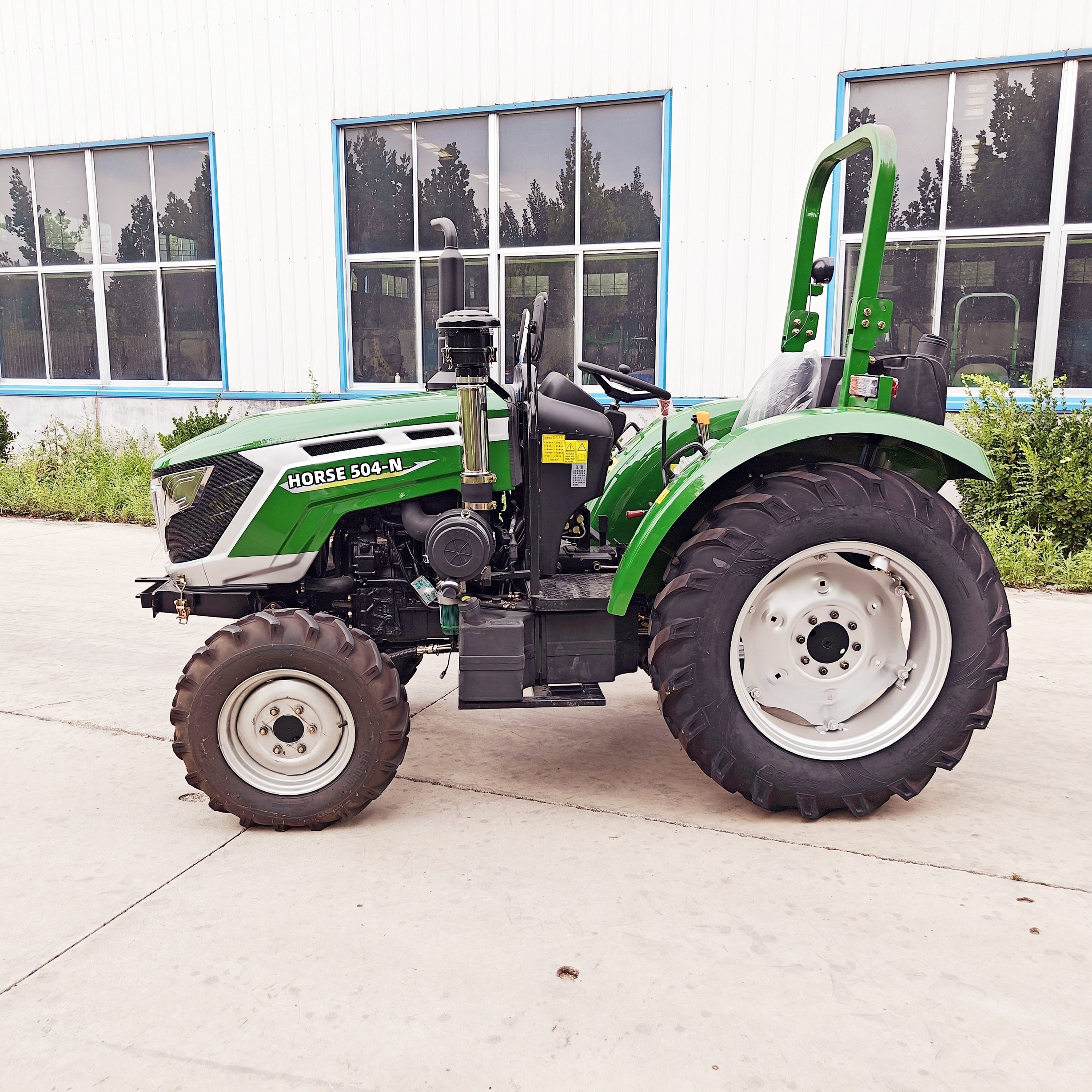 Tracteur Agricole 20 Cv Mini Tractor 20hp 4x4 Tracteur 20hp Agricole 20 Chevaux