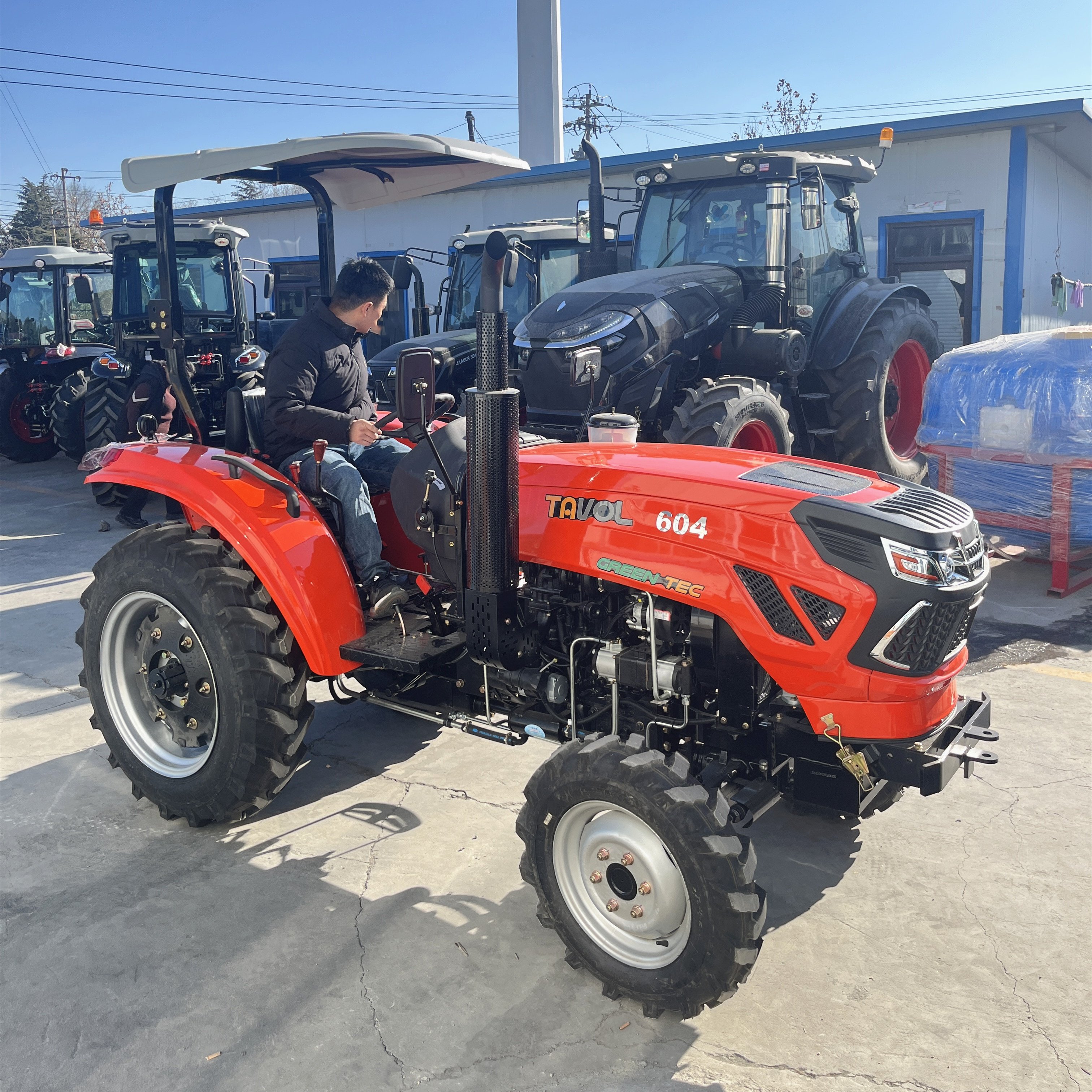 TAVOL Customized 25HP 30HP 45HP 50HP 60HP 70HP Tractor 4x4 Diesel Agriculture