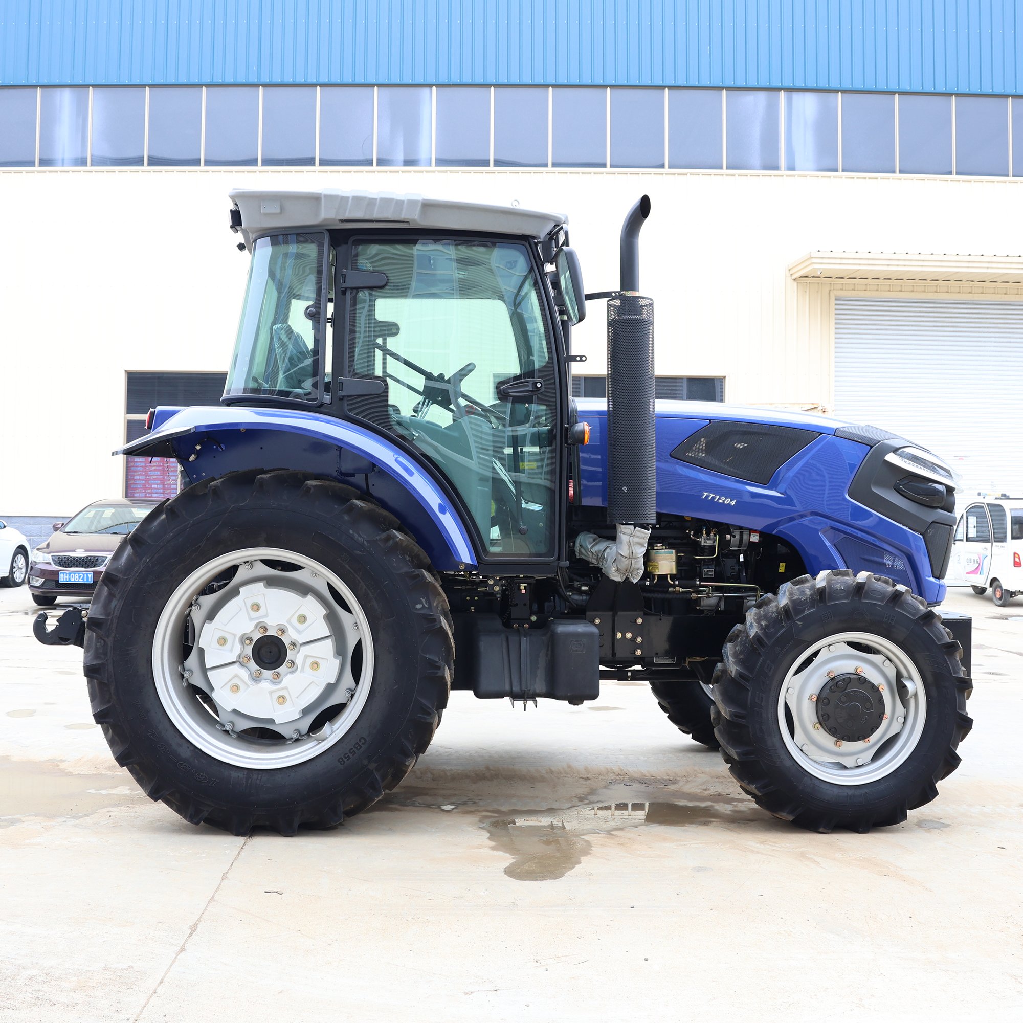 Agriculture Tractors 4WD 4X4 Cheap Multi Functional Farm Tractor for Farming Price Farm Tractor for Sale
