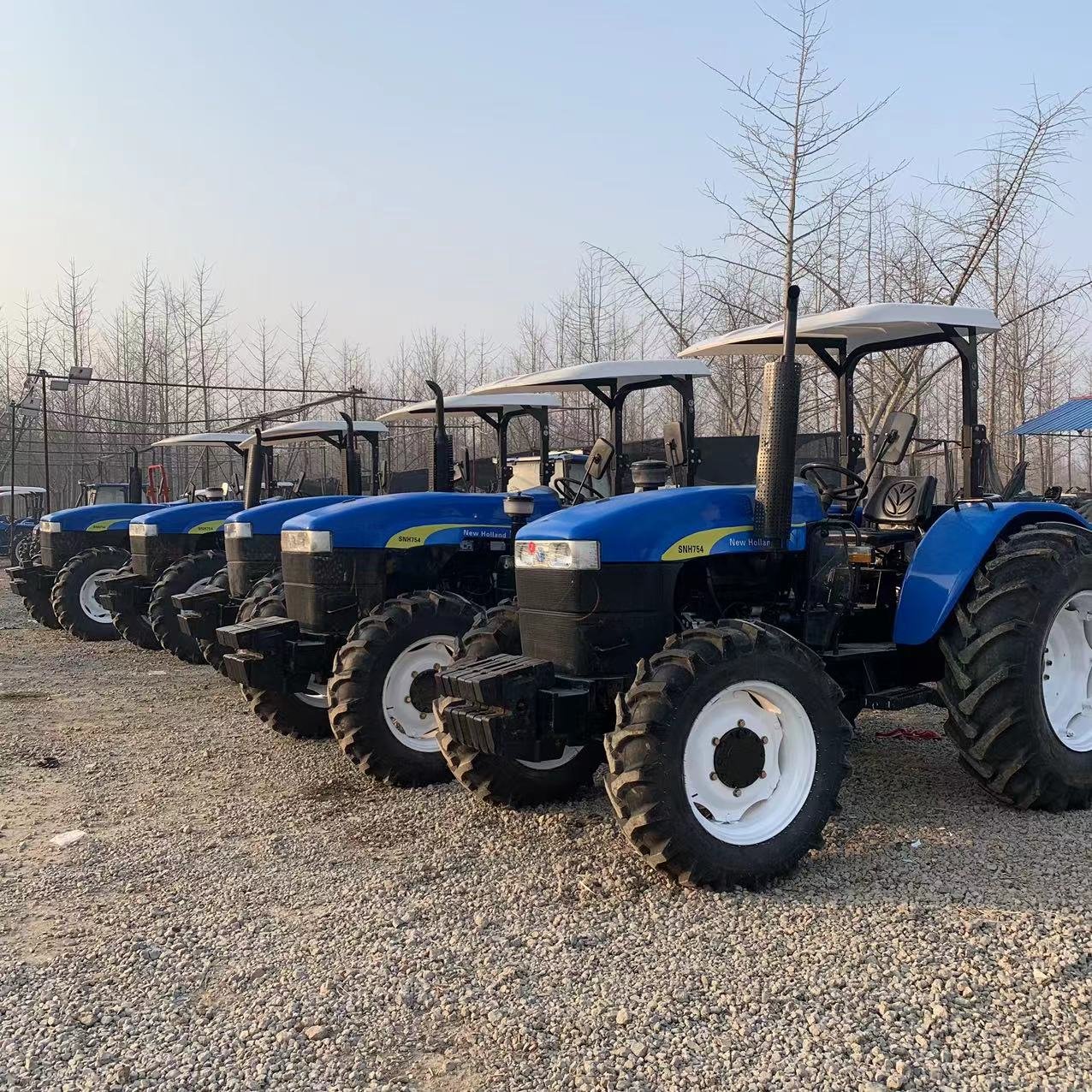 4WD 100HP New Holland Agriculture Tractor Made in Germany Superior Quality Greenhouse Orchard Wheel New Used Farming Tractors