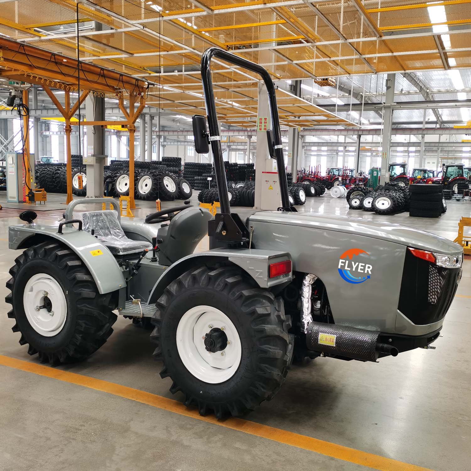Chinese Factory Mini Small Tractors 60HP Diesel Engine Wheel Tractor Garden Tractor Traktor for Farm Garden Use