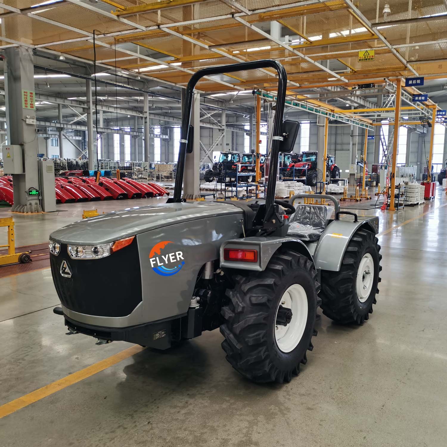 Chinese Factory Mini Small Tractors 60HP Diesel Engine Wheel Tractor Garden Tractor Traktor for Farm Garden Use