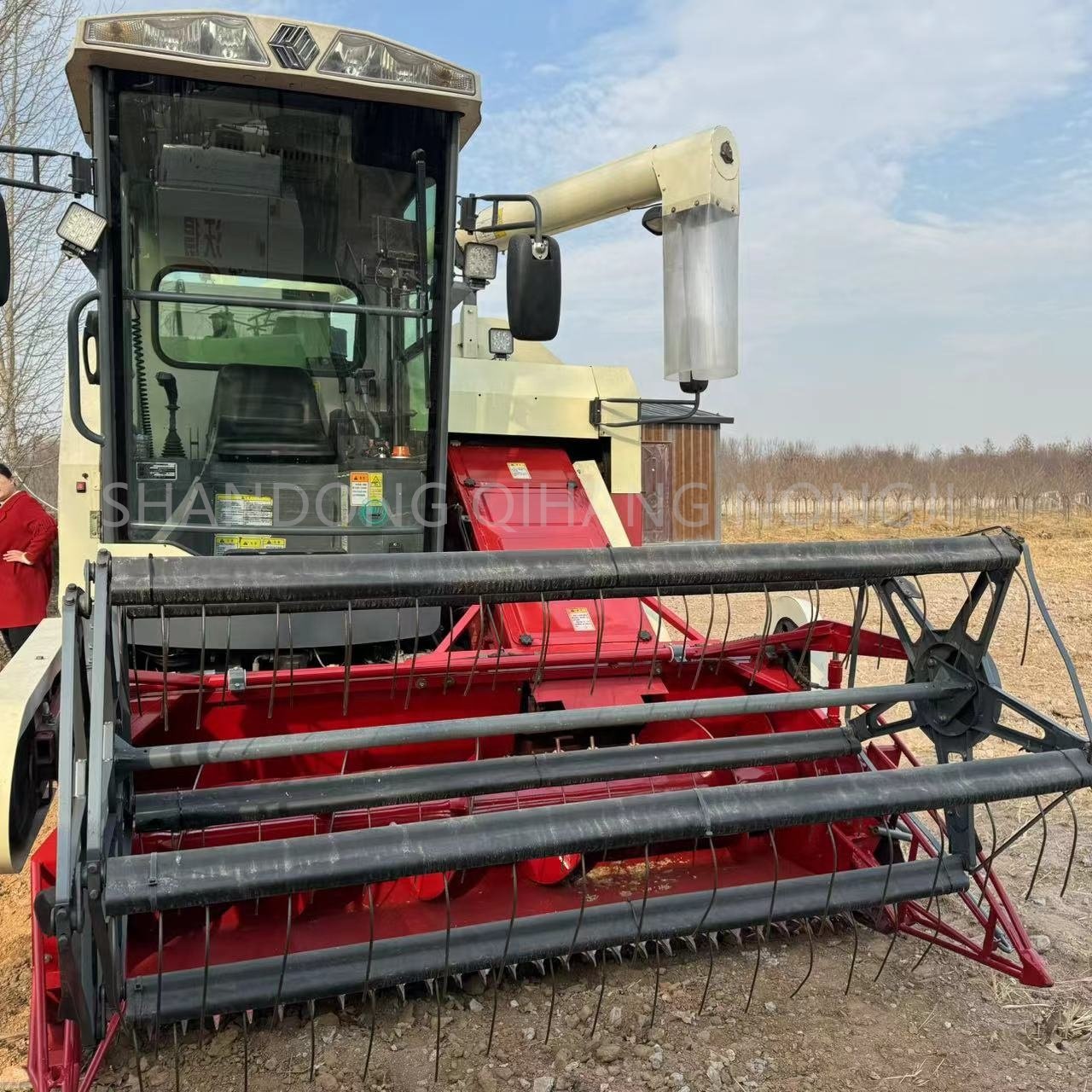 World 4lz-6.0p Ruilong Plus Combine Harvester in Good Condition