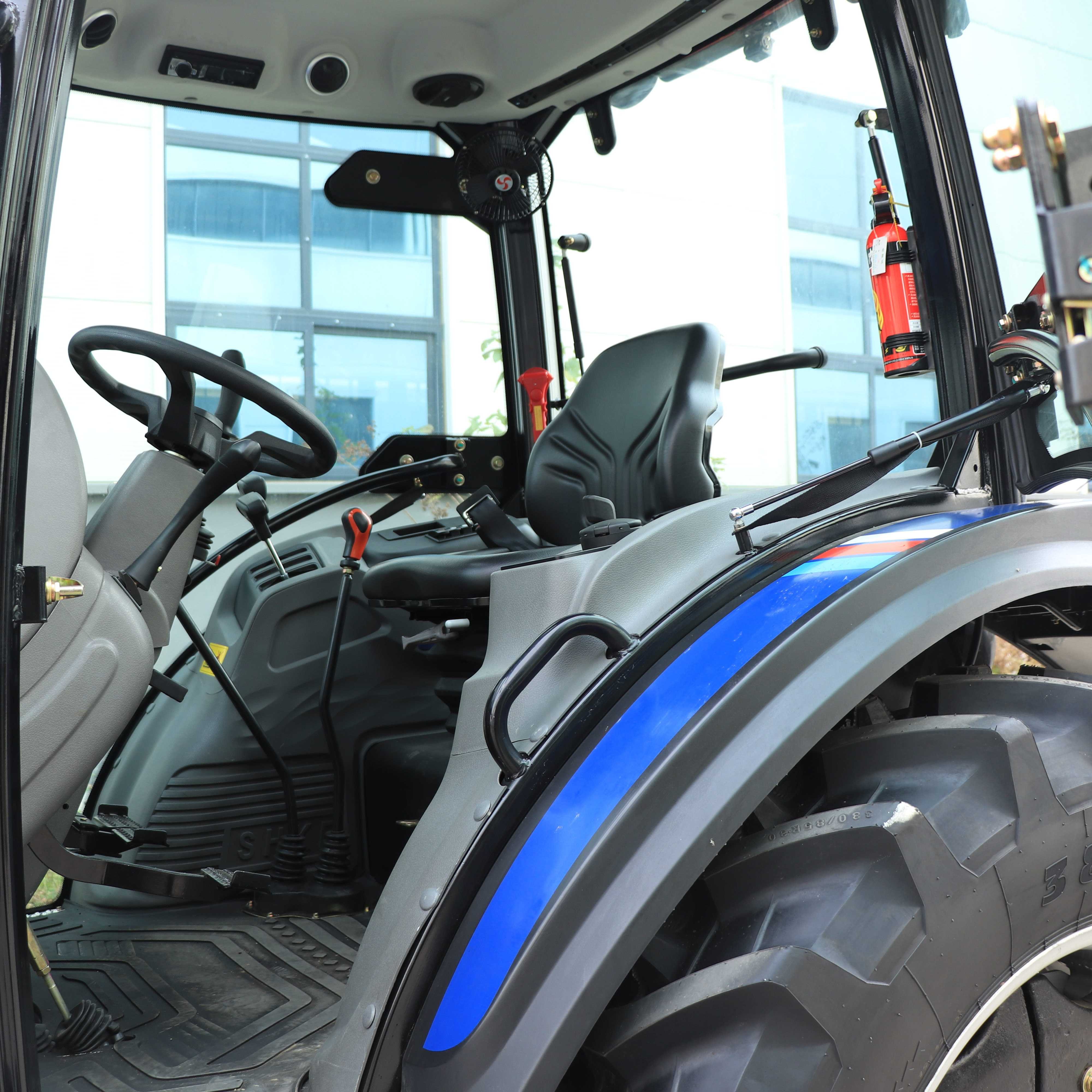 Lovol Tractor with Loader 4 Wheel Drive Agricultural Tractor for Farm