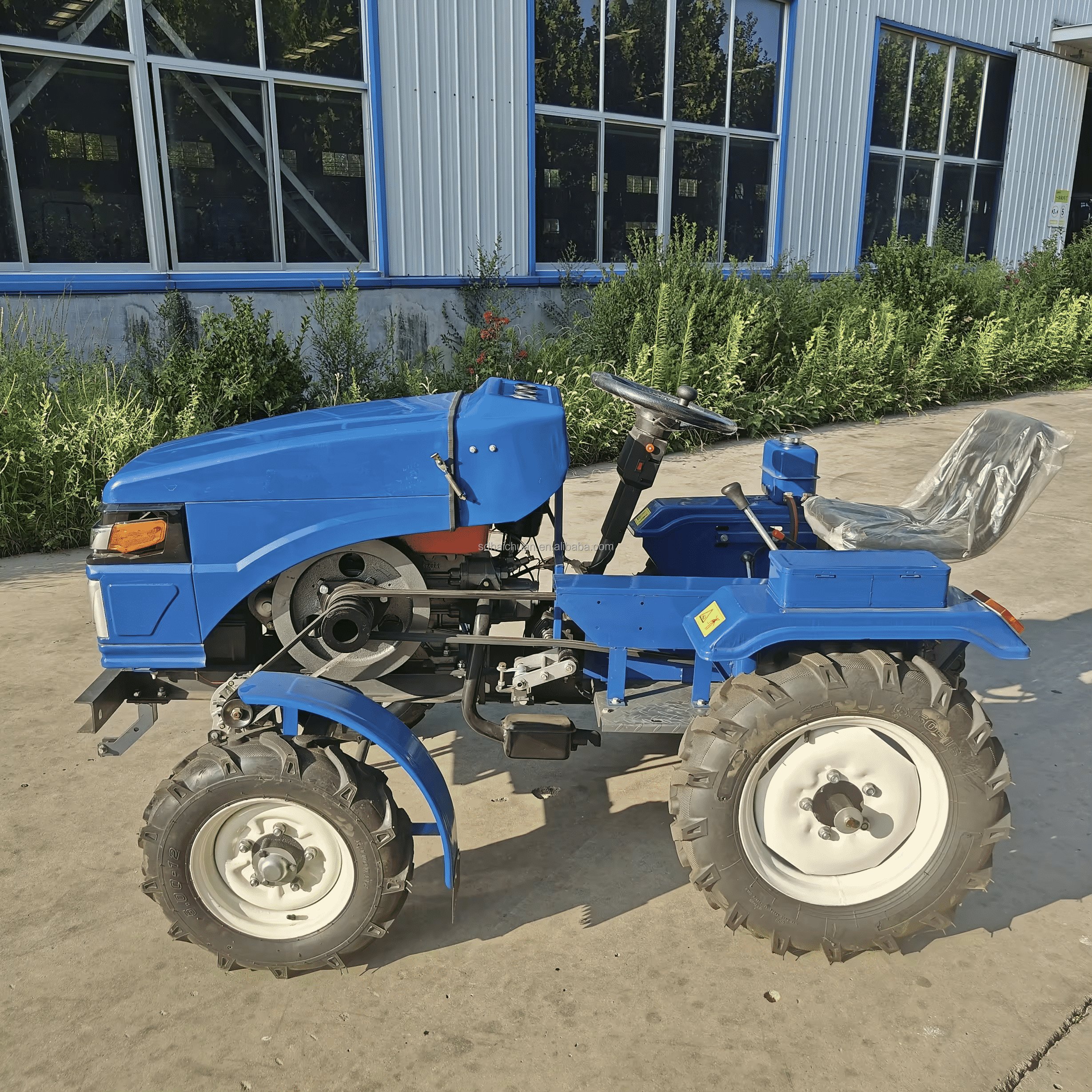 12HP 15HP 18HP Mini Tractor Agricultural Tractor