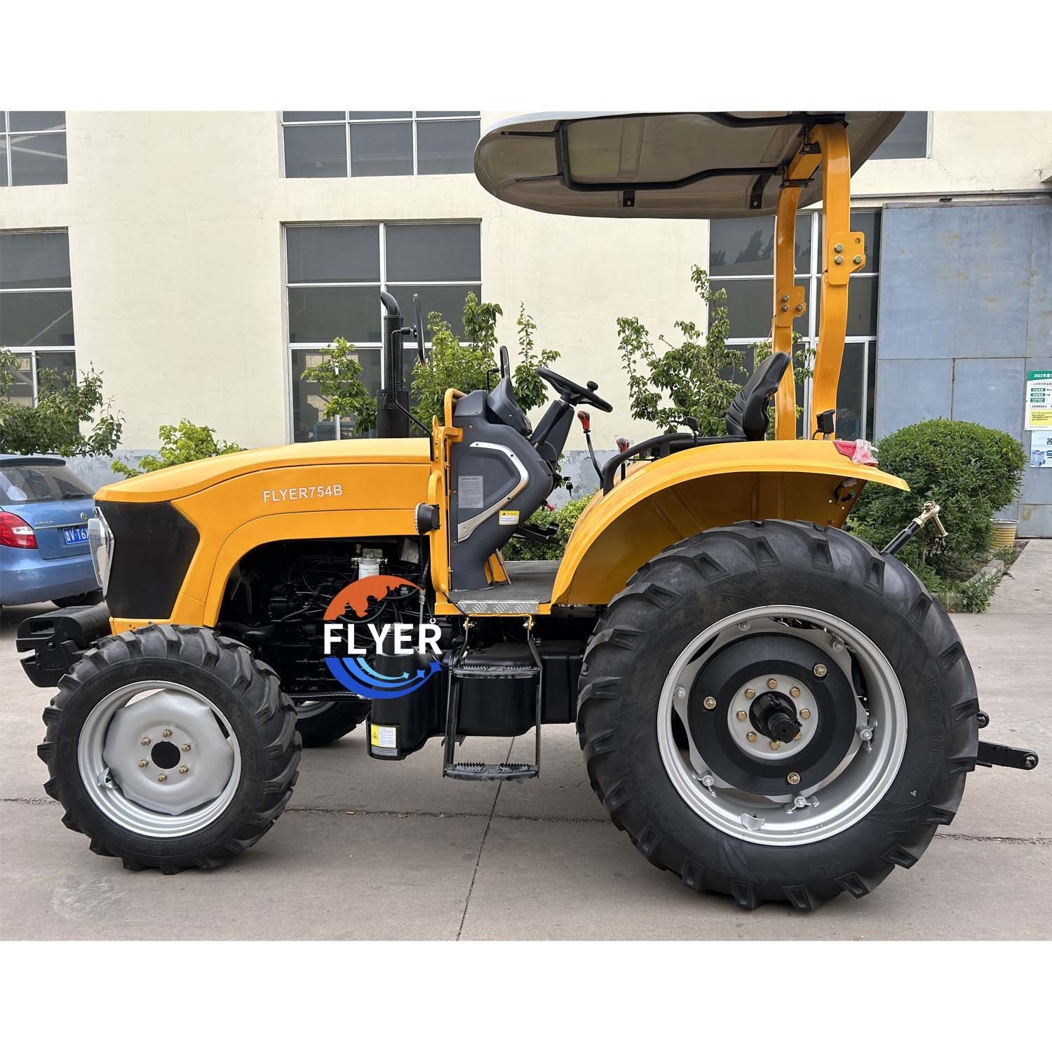 China Factory Farm Machine Equipment 75HP Farm Tractor Tractors for Agricultural Use