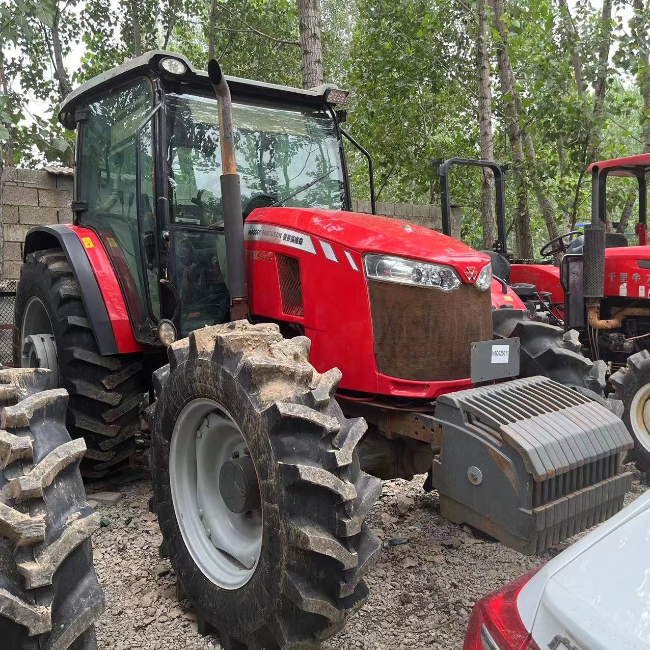 Used MASSEY FERGUSON 1204 Tractor Agricultural Machinery & Equipment Farms