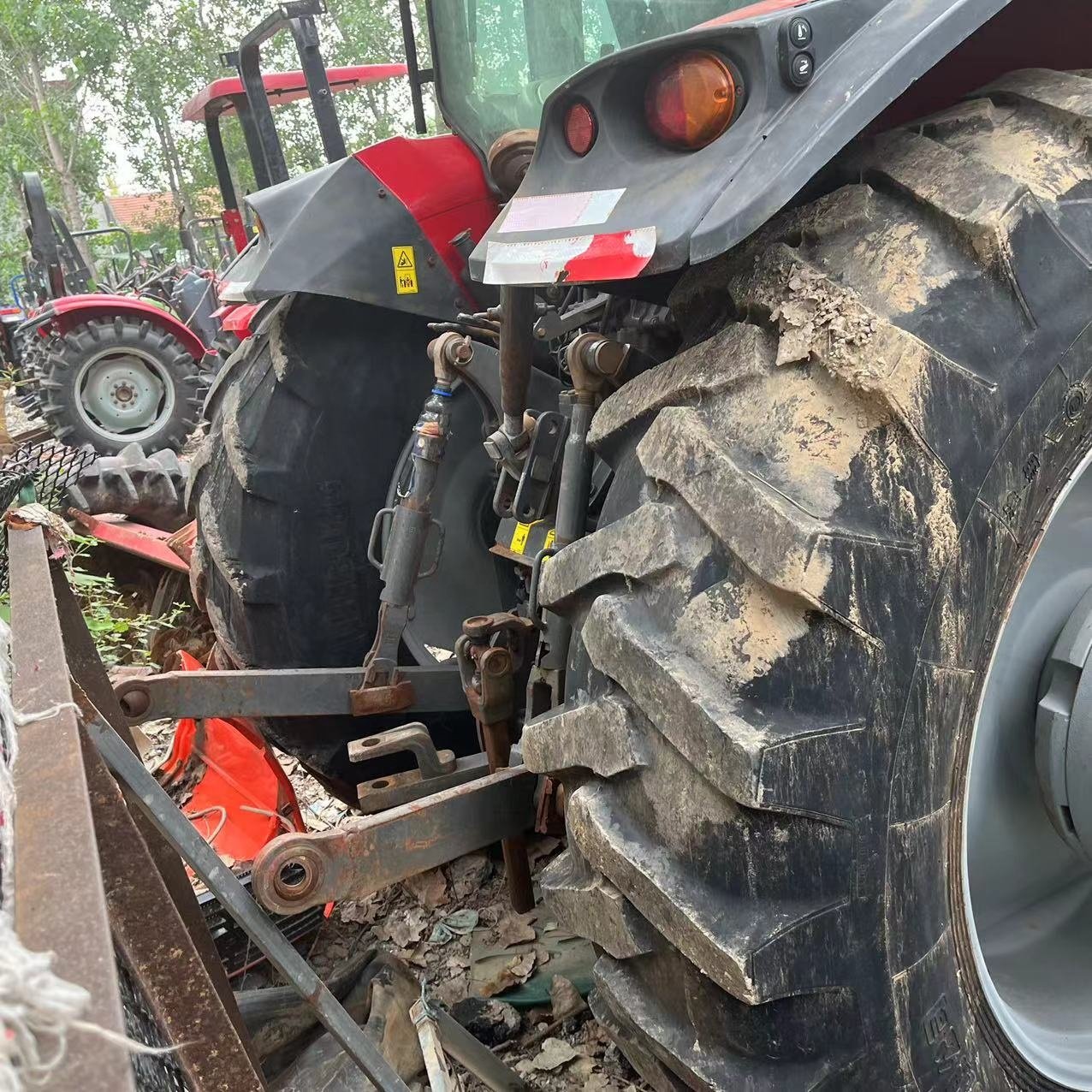 Used MASSEY FERGUSON 1204 Tractor Agricultural Machinery & Equipment Farms