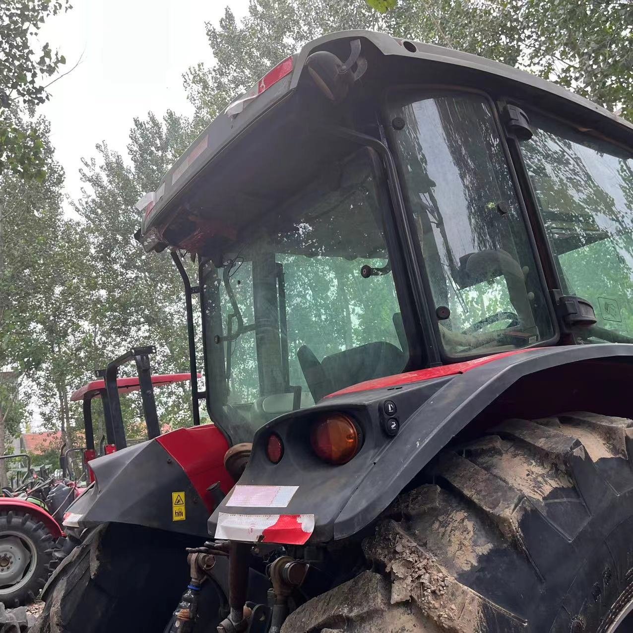 Used MASSEY FERGUSON 1204 Tractor Agricultural Machinery & Equipment Farms