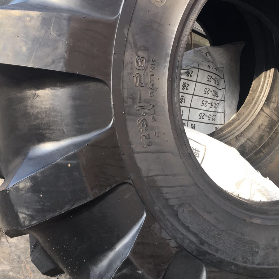 Forestry Tire 23.1-26 24.5-32 28L-26 30.5L-32 Pneus Llantas Agricultural Tyre