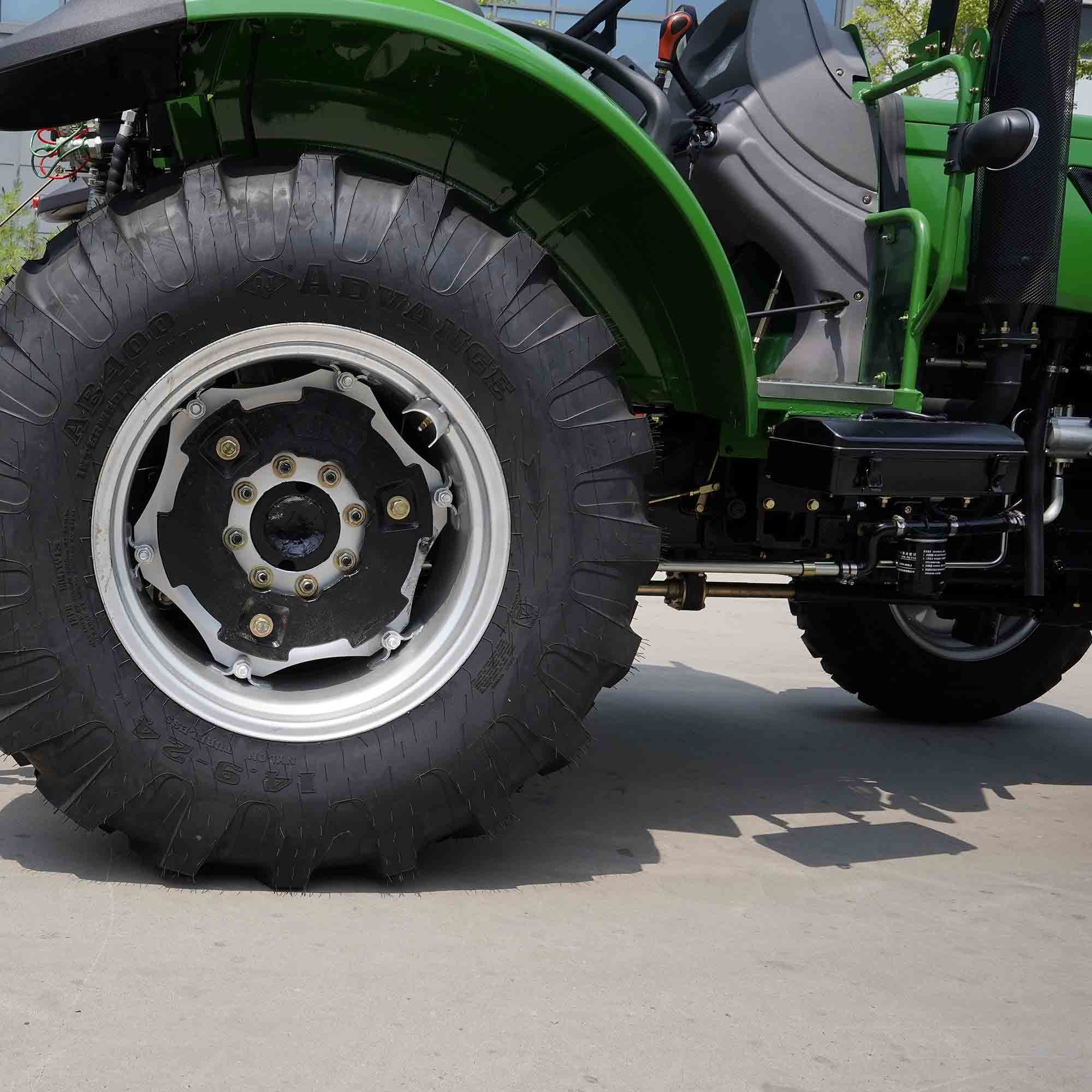 Earth Moving Farming Equipment Garden 60HP 70HP 100HP Tractor Grass Tractor Machine Agricultural with Promotion