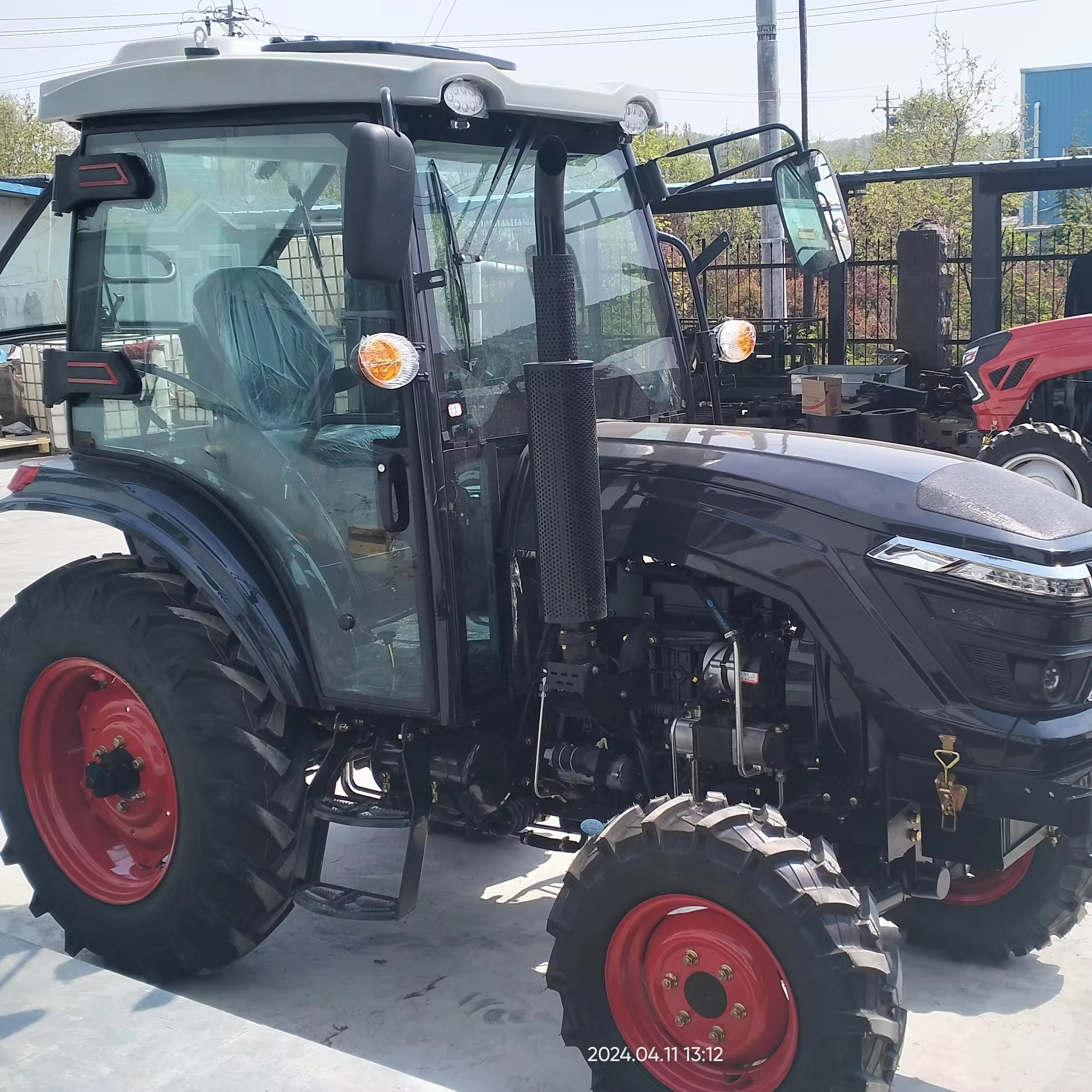 60hp 70hp 4wd Wheel Drive YTO diesel Agricultural Farming Tractors Mini Tractor 4x4 for Sale