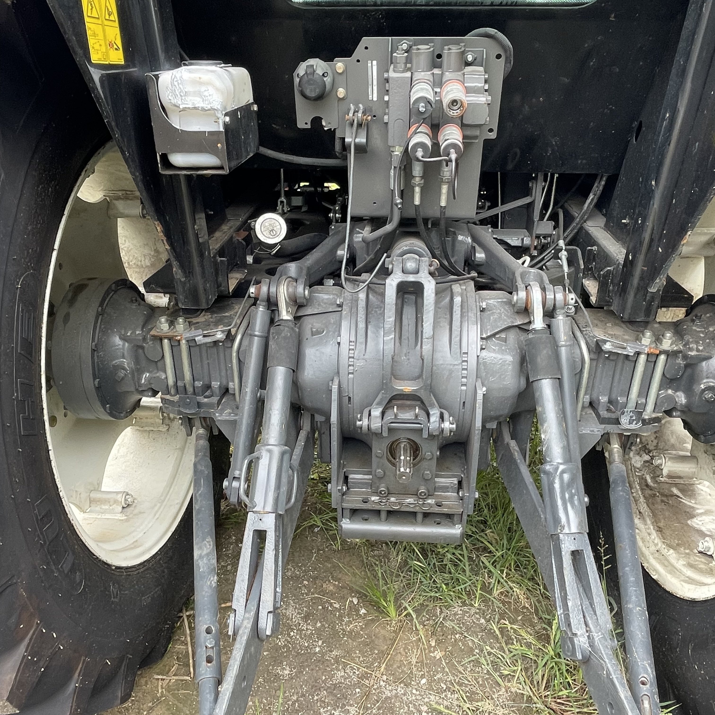 Mf1204 Big Power Used Tractor Farm Tractor in Good Price