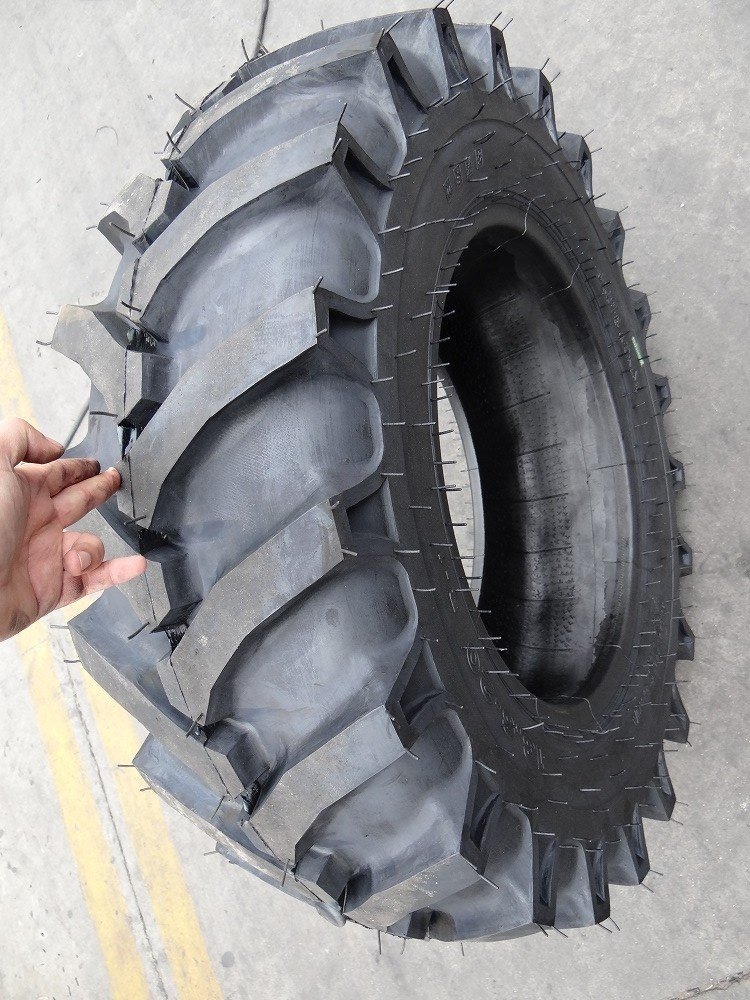 Agricultural Trailer Tire 12.4*54 13.6*36 14.9*26 14.9*30 15*24 Farm Tractor Tyres With Best Price